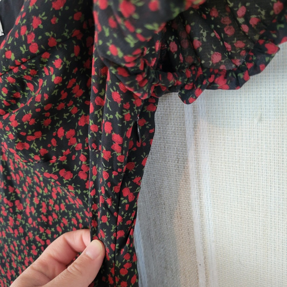 Isalis Puffed Sleeve Ditsy Floral Maxi Dress Size Large Sweetheart Neckline Red - Picture 4 of 11
